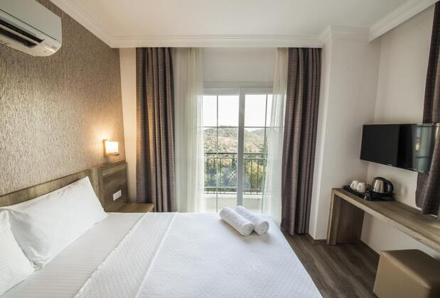 Dekatria Hotel Rooms & Aparts - Görsel 14