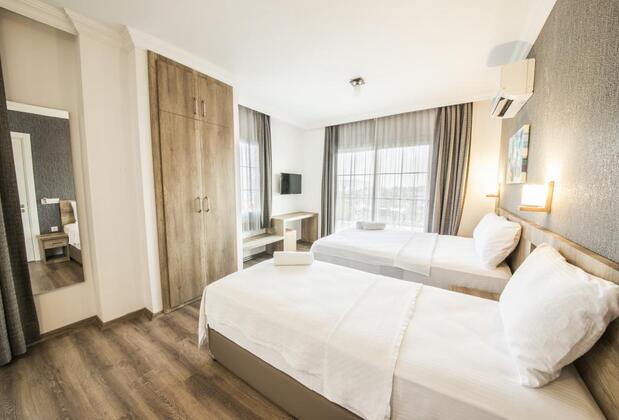 Dekatria Hotel Rooms & Aparts - Görsel 16