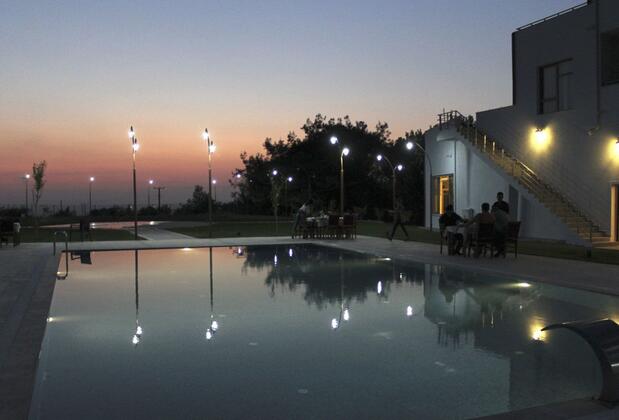 Artemis Hotel Erzin - Görsel 2