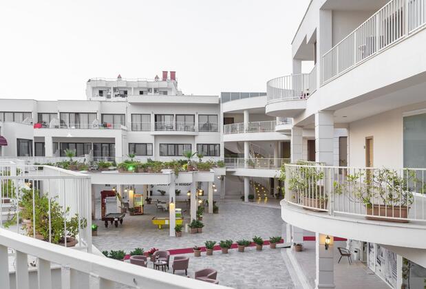 Ladies Beach Otel - Görsel 2