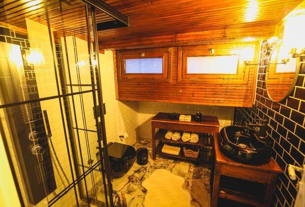 The Red Witch Boutique Hotel - Görsel 19