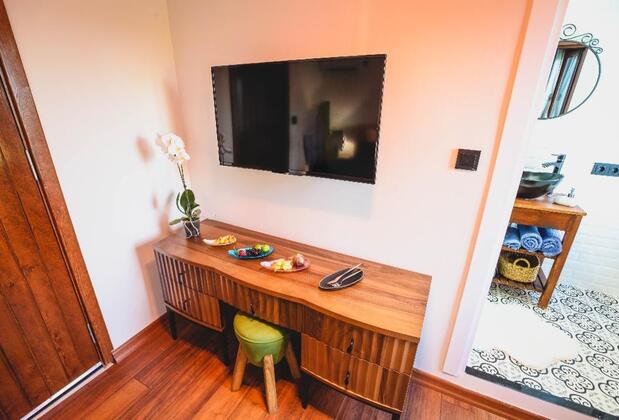 The Red Witch Boutique Hotel - Görsel 10