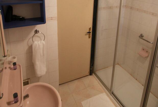 Rest Inn Airport Hotel - Görsel 18