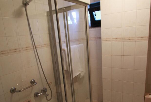 Rest Inn Airport Hotel - Görsel 19