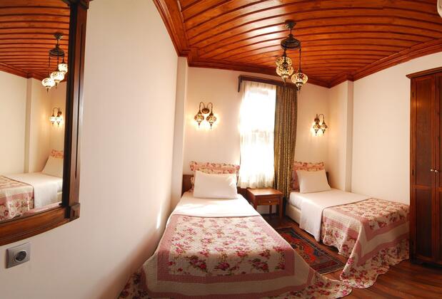 White Garden Pansion - Görsel 12