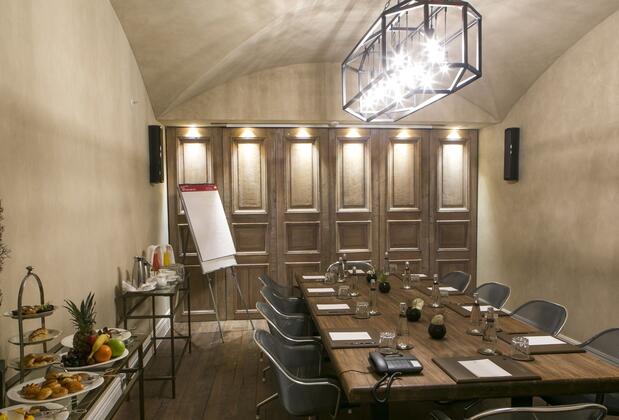 The Bank Hotel İstanbul - Görsel 9