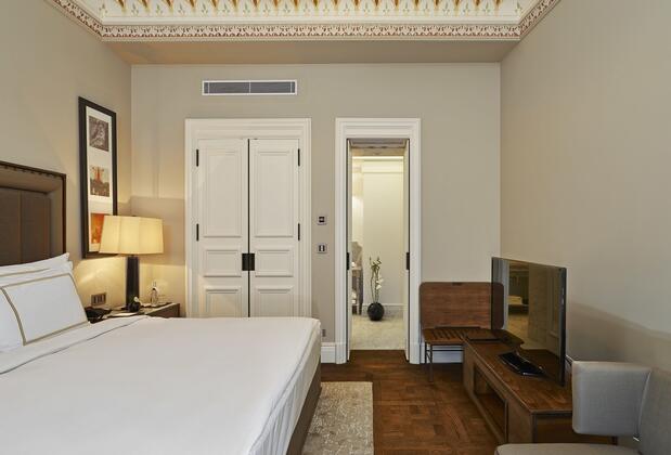 The Bank Hotel İstanbul - Görsel 35