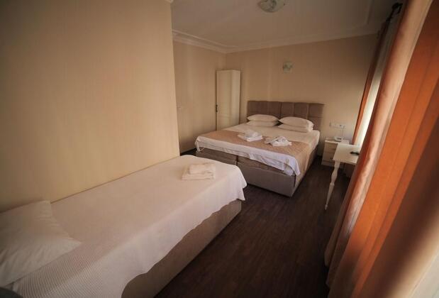 Hotel Rose Bouquets - Görsel 17