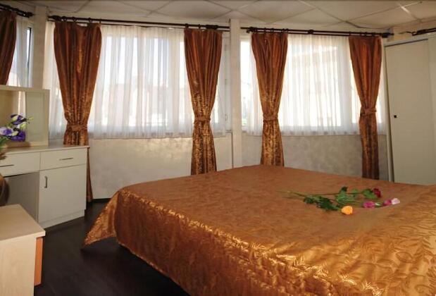 Hotel Rose Bouquets - Görsel 19