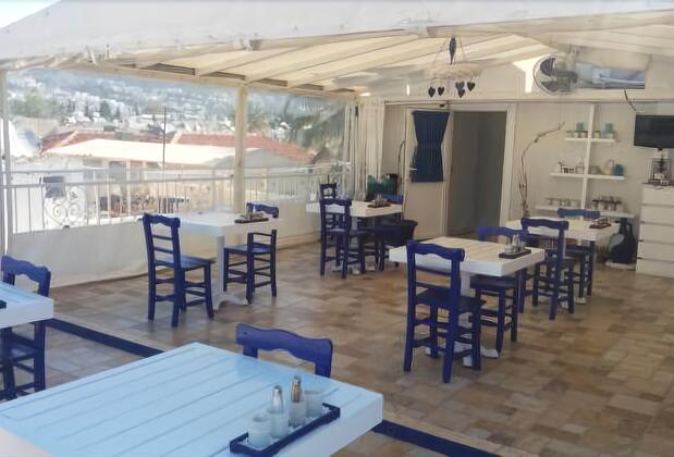 White and Blue Bodrum - Görsel 5