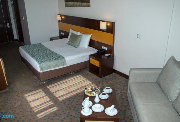 Mom Hotel - Görsel 8