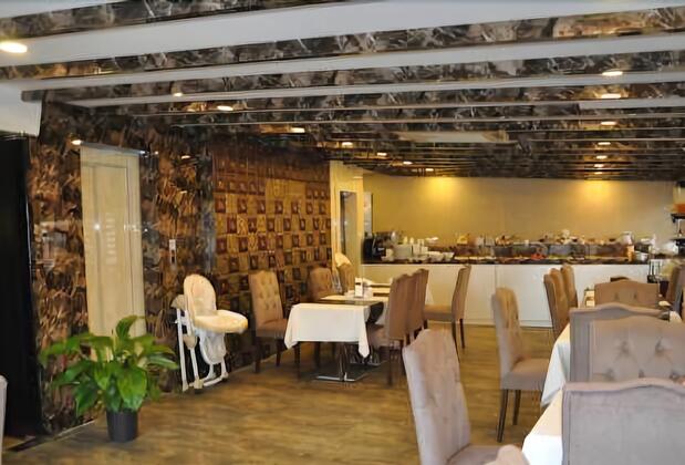 Golden Rain Hotel - Görsel 8