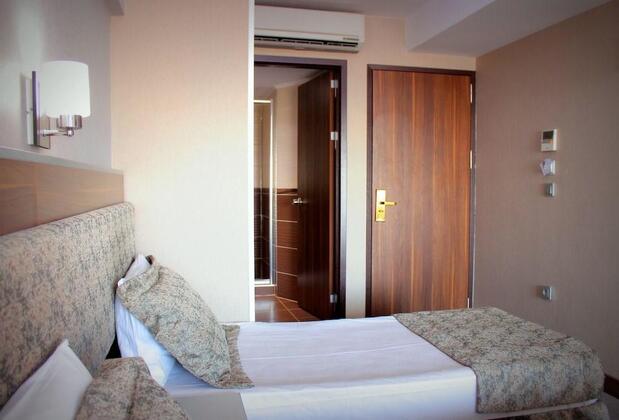 Hotel Büyük Paris - Görsel 24