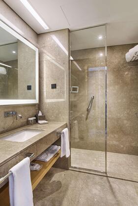 DoubleTree by Hilton İstanbul Avcılar - Görsel 25
