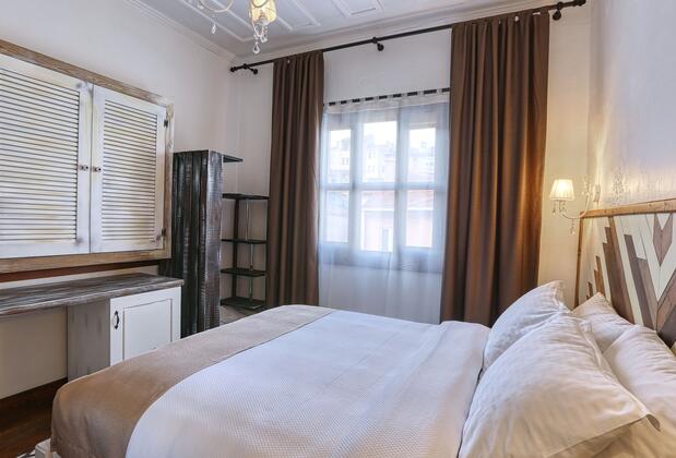 Bay C Konak Trilye - Görsel 12