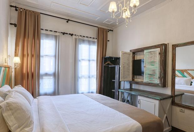 Bay C Konak Trilye - Görsel 13