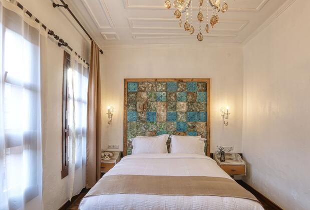 Bay C Konak Trilye - Görsel 17