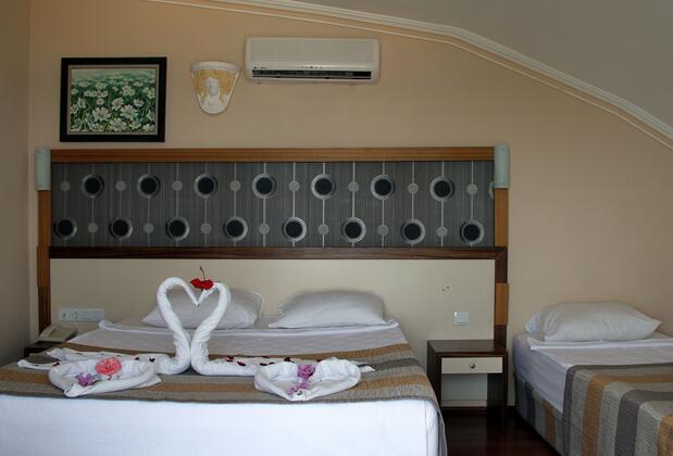 Lims Bona Dea Beach Hotel - Görsel 21