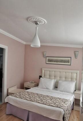 Huxley Hotel and Aparts Old City - Görsel 34