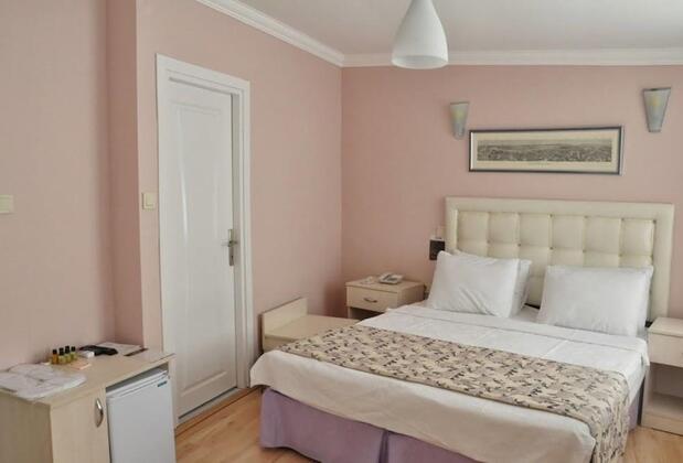 Huxley Hotel and Aparts Old City - Görsel 45