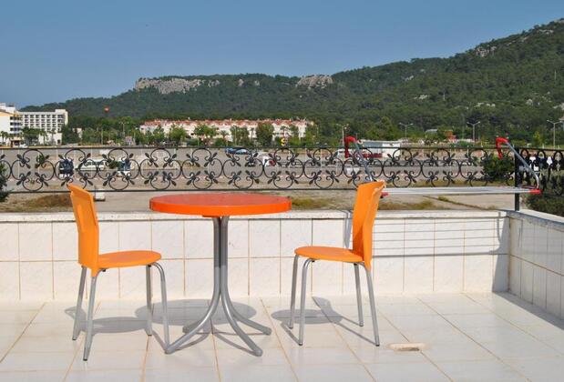 Kara Family Apart - Görsel 7