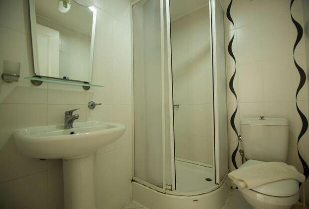 Gold Lion Hotel - Görsel 18