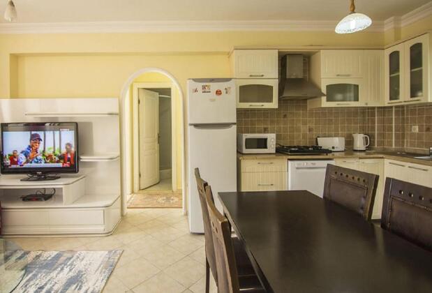 Gold Lion Hotel - Görsel 11