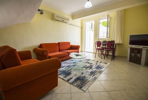 Gold Lion Hotel - Görsel 12