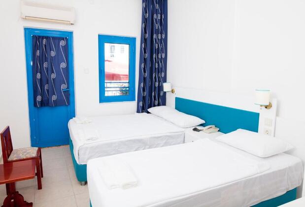 One More Day Hotel - Görsel 8