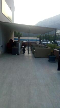 Lily Family Apart - Görsel 3