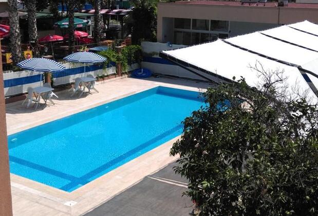 Lily Family Apart - Görsel 5