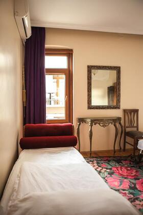 Chambers Of The Boheme - Görsel 36