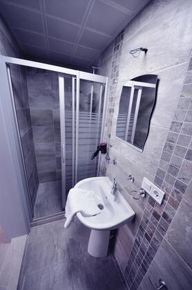 Queen Bee Hotel - Görsel 38