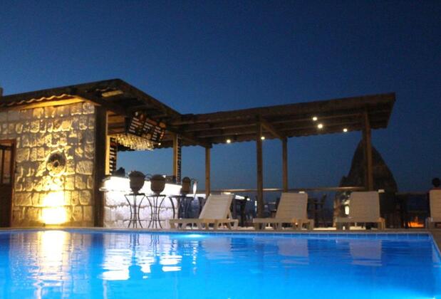 Shoestring Cave House - Görsel 4