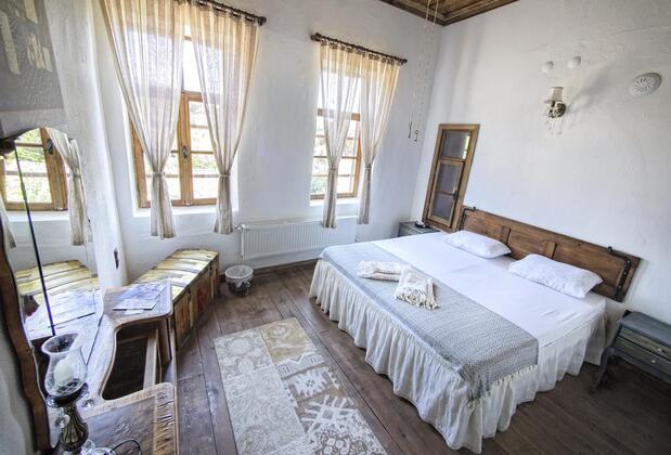 Birgi Otel Saliha Hanım Taş Konak - Görsel 15