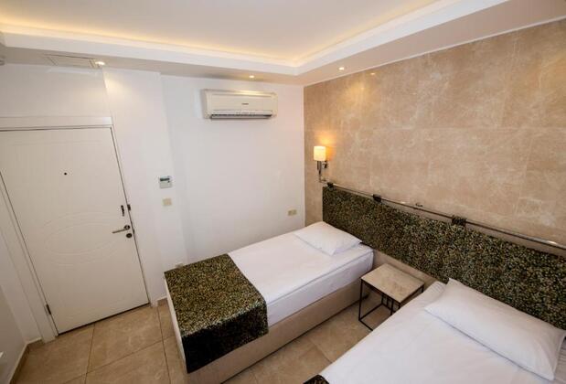 B Guest Hotel - Görsel 11