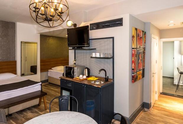 B Guest Hotel - Görsel 8