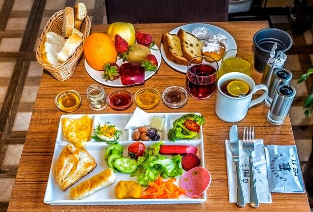 B Guest Hotel - Görsel 7