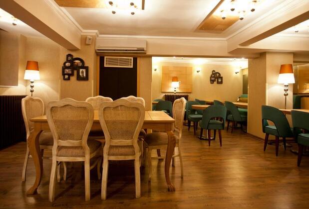 Collage Pera - Görsel 4