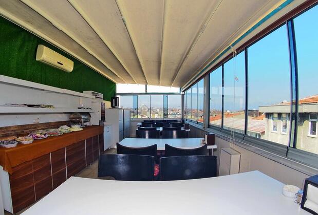 The Queen Hotel - Görsel 9