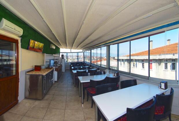 The Queen Hotel - Görsel 8