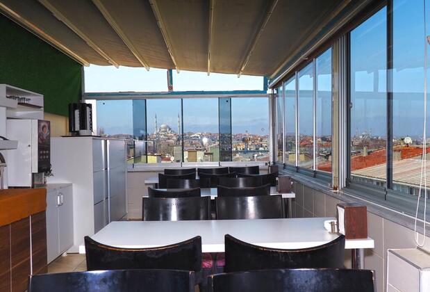 The Queen Hotel - Görsel 10