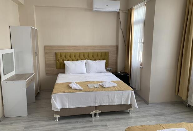 The Queen Hotel - Görsel 35