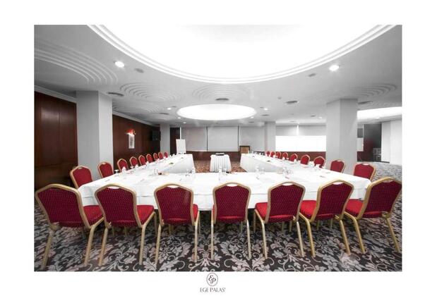 Ege Palas Business Hotel Alsancak - Görsel 13