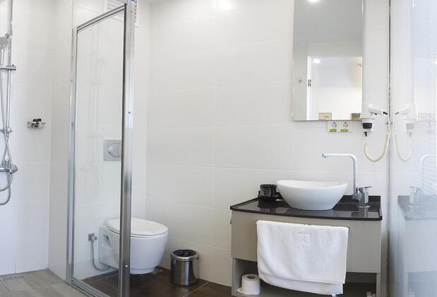 Near Hotel - Görsel 18