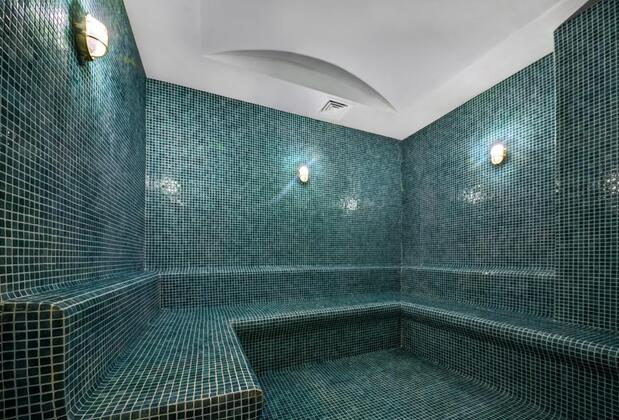 Ramada Hotel & Suites Merter - Görsel 9