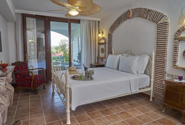 Villa Taraça Romantik Otel - Görsel 40