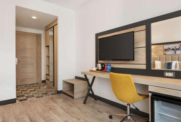 Ramada Encore by Wyndham Basın Ekspres - Görsel 45