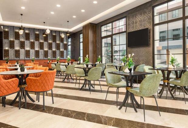 Ramada Encore by Wyndham Basın Ekspres - Görsel 48