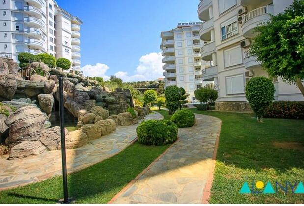 Waterfall Residence - Görsel 10